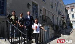 模特被爆料后跑路了视频,视频揭露惊人真相