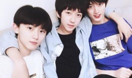 队友爆料贺峻霖视频,队友爆料背后故事引热议