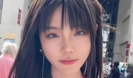 小慧君吃瓜网红视频,揭秘网红幕后生活