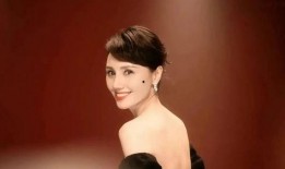 娱乐明星吃紫薇瓜是谁,娱乐界紫薇瓜美食盛宴